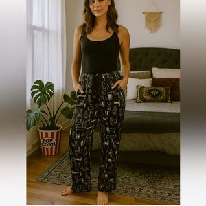 TAHARI | Black and White Cat Print Pajama Pants